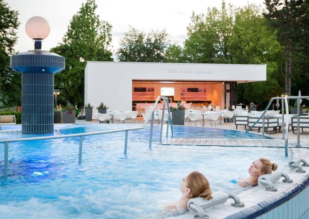 Heilthermen Resort Bad Waltersdorf - 02